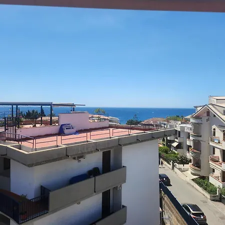 Casa Squatrito * Giardini Naxos